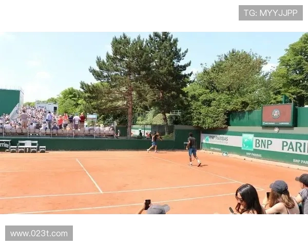 深圳网球队比赛经验引发热议球迷对战术选择和表现提出不同看法 深圳网球队比赛经验引发热议球迷对战术选择和表现提出不同看法