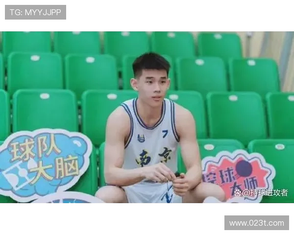 林葳的成长之路:从青涩学子到职场精英的蜕变与思考