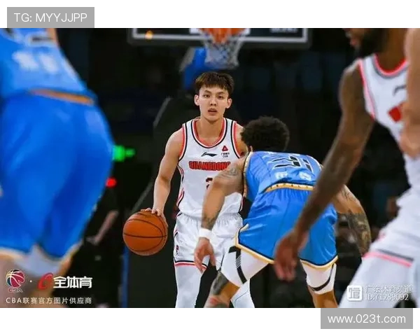 第30轮精彩对决广东队迎战青岛队争夺季后赛名额的关键战役